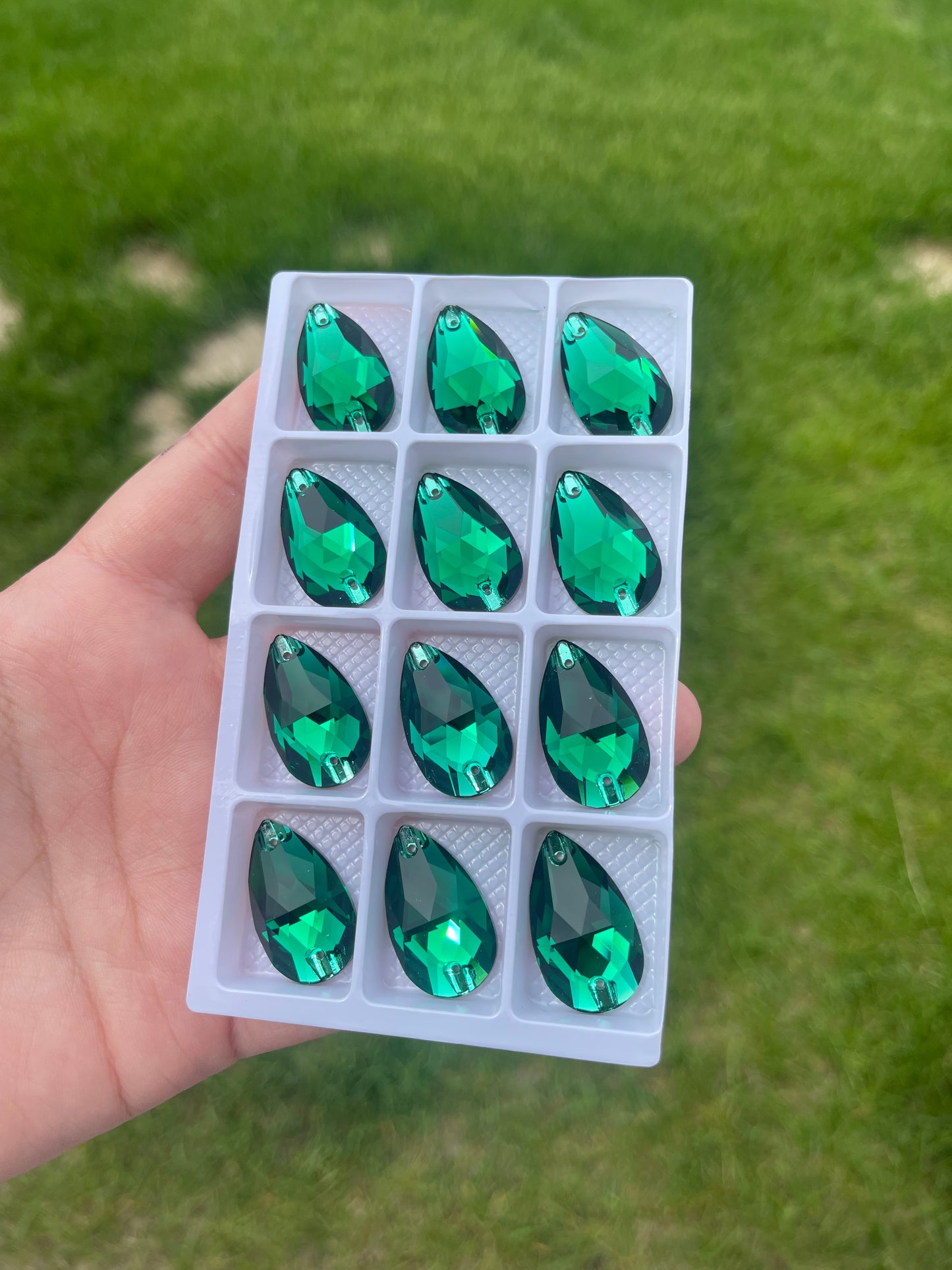 Emerald Glass Teardrop Rhinestone 17x28mm