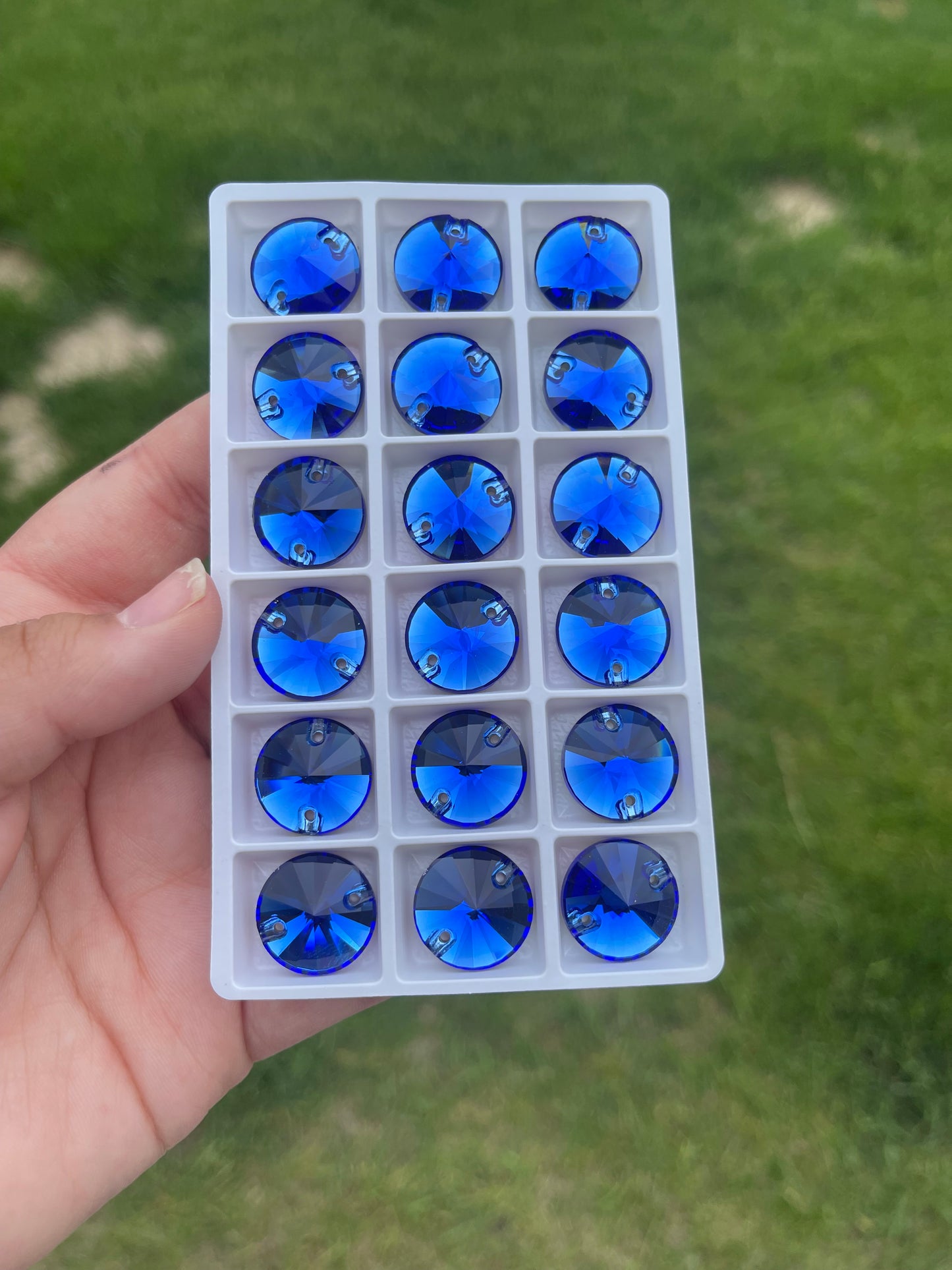 Capri Blue Glass Rivoli Rhinestone 18mm