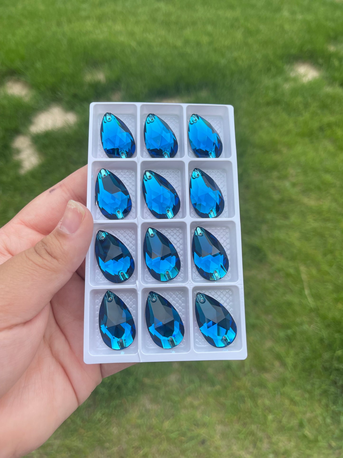 Blue Zircon Glass Teardrop Rhinestone 17x28mm