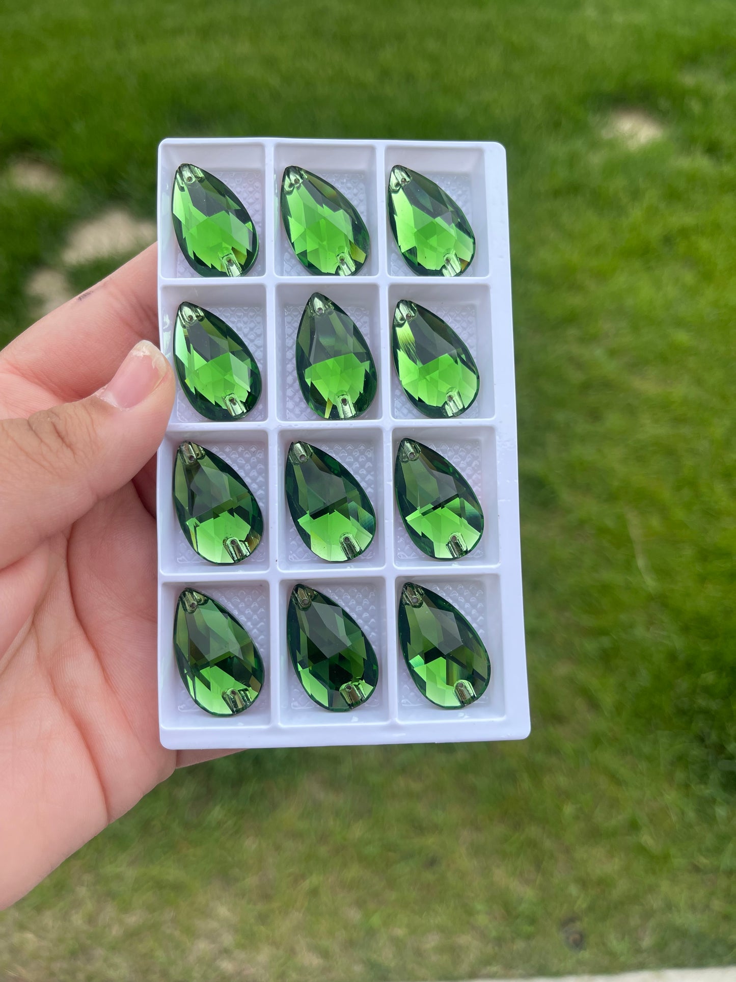 Fern Green Glass Teardrop Rhinestone 17x28mm