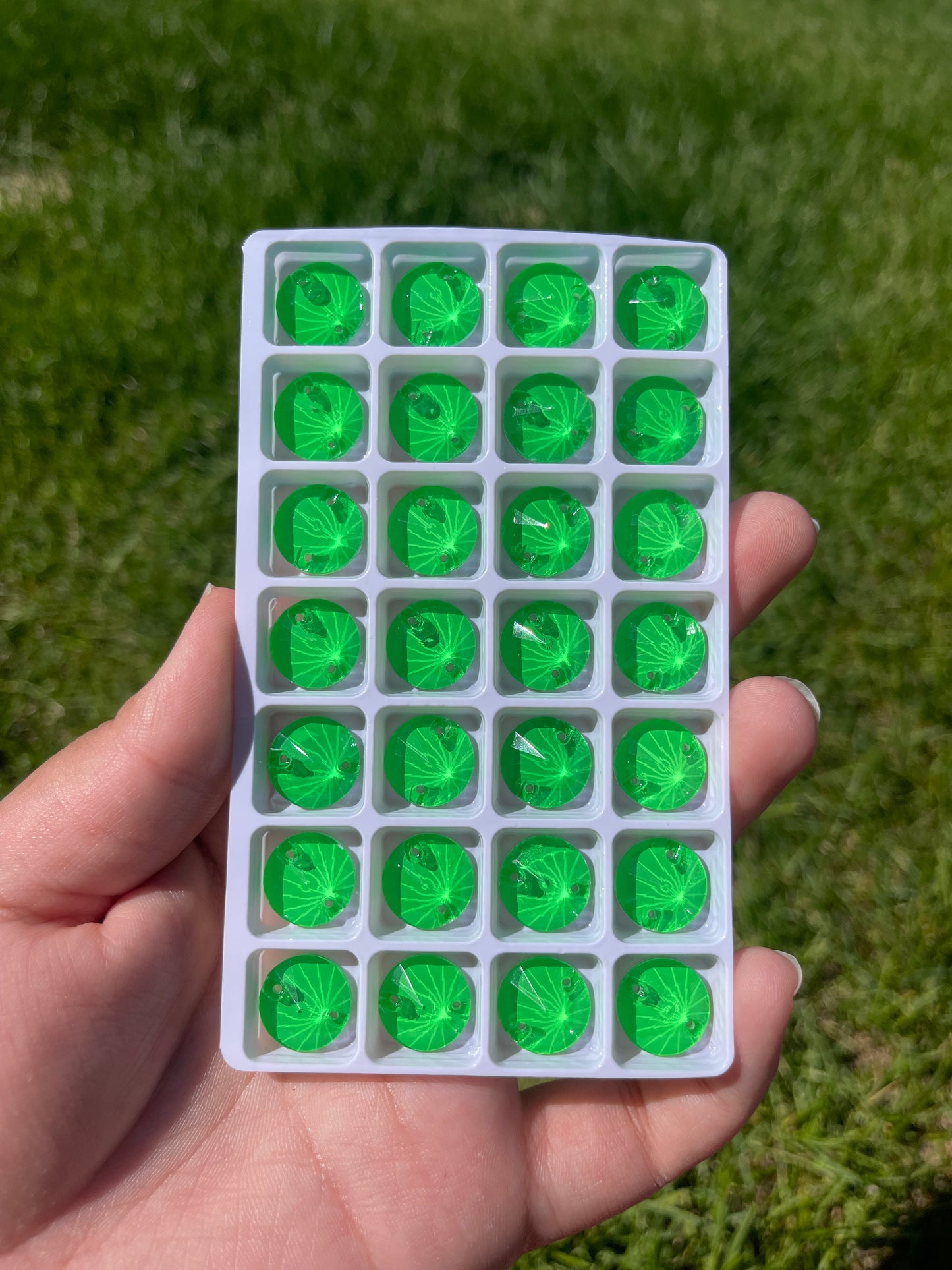 Emerald Neon Glass Rivoli Rhinestone 14mm