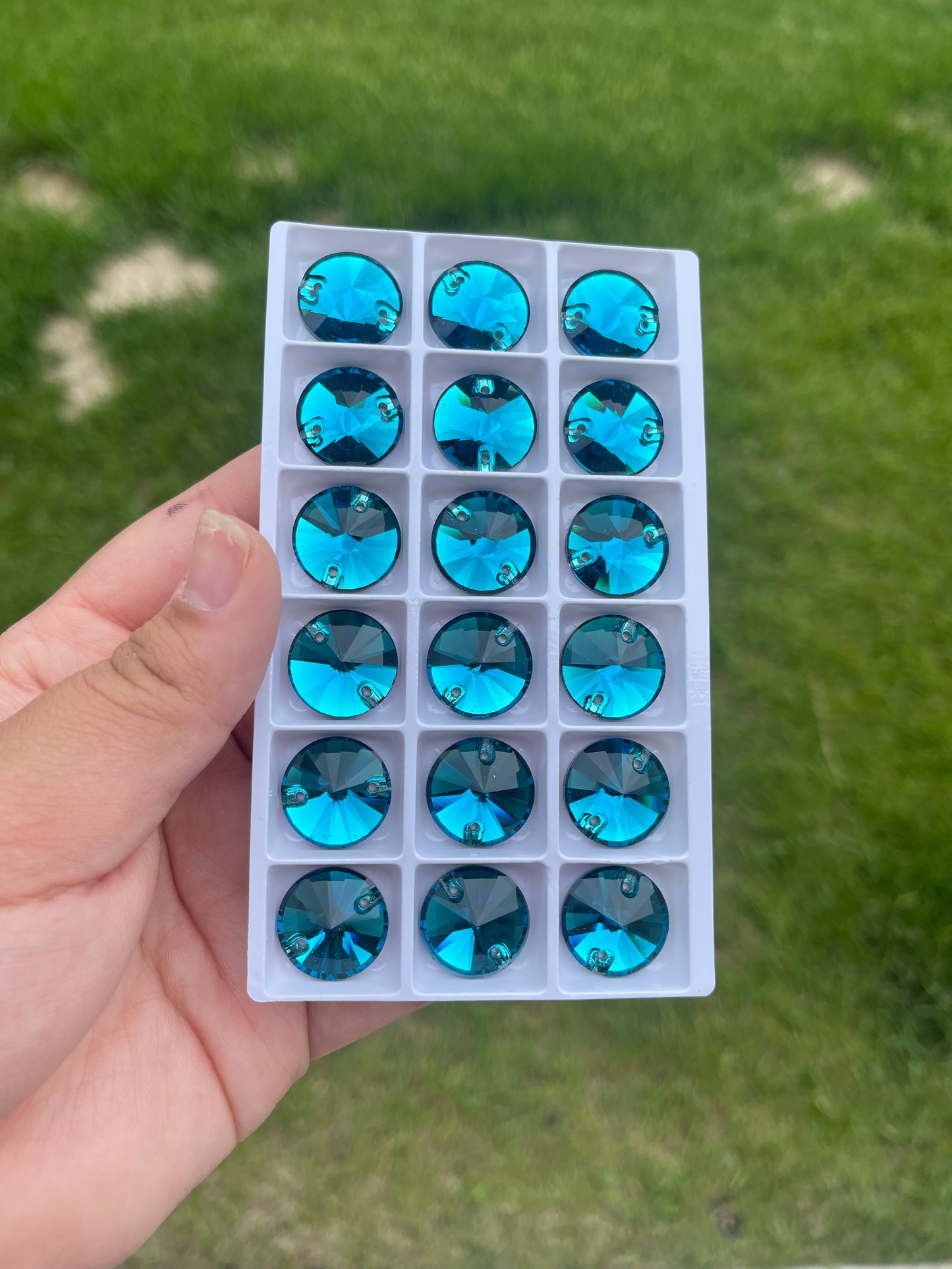 Blue Zircon Glass Rivoli Rhinestone 18mm