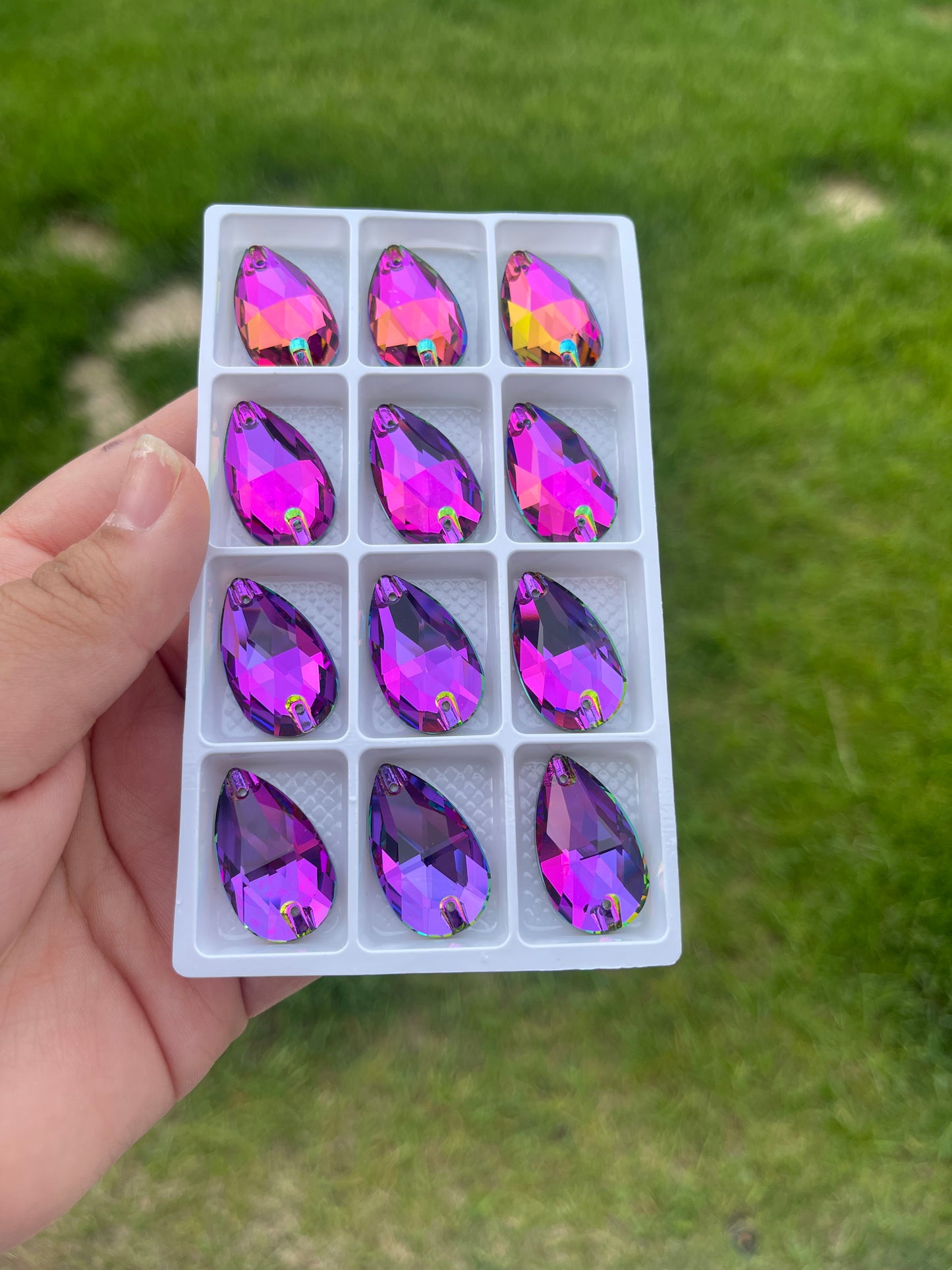 Vitrail Medium Rainbow Glass Teardrop Rhinestone 17x28mm